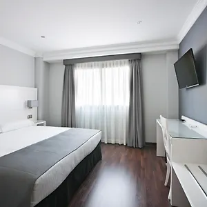 Uve 3* Алькобендас