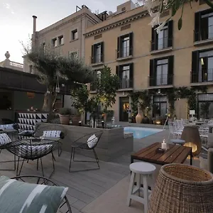 Otel Oasis